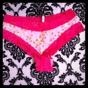 VS hot pink cheeky panties
